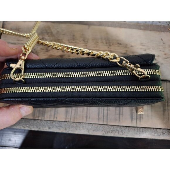 NWOT Daisy Fuentes Small Black Quilted Purse Wallet With Gold Chain - Picture 7 of 10